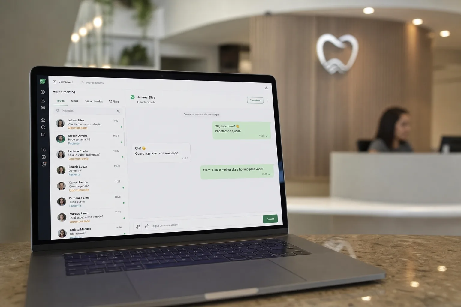 Como organizar sua carteira de clientes no WhatsApp com tags e etiquetas no CRM