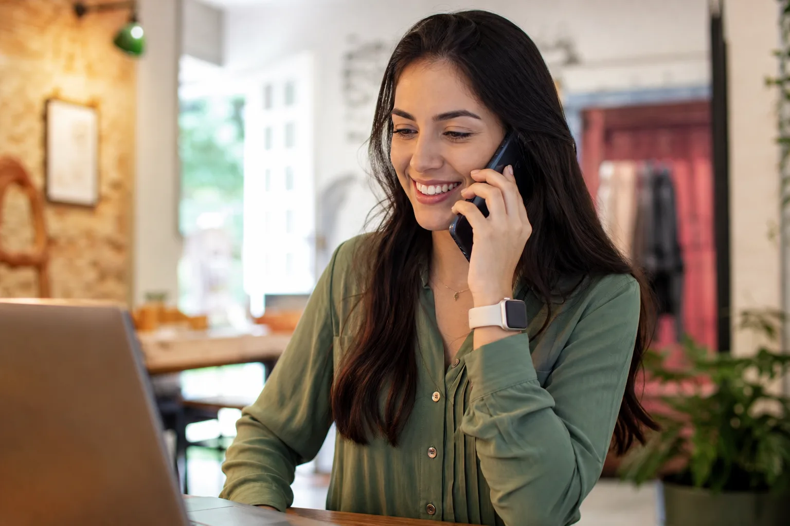 WhatsApp Business Calling: Faça e Receba Ligações no CRM com a HelpBoot